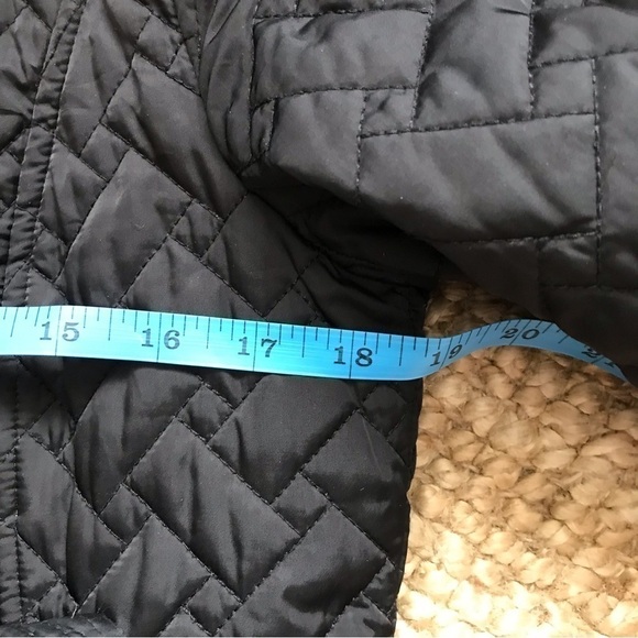 Cole Hann quilted jacket with leather trim.  Size small. - Picture 9 of 13